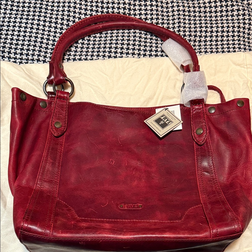 Frye Melissa BurgundyLeather Shoulder Bag! New with tags!
